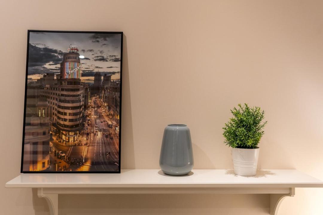 Acogedor Y Moderno - 1Dormitorio 1Bano - Imperial Madrid Esterno foto