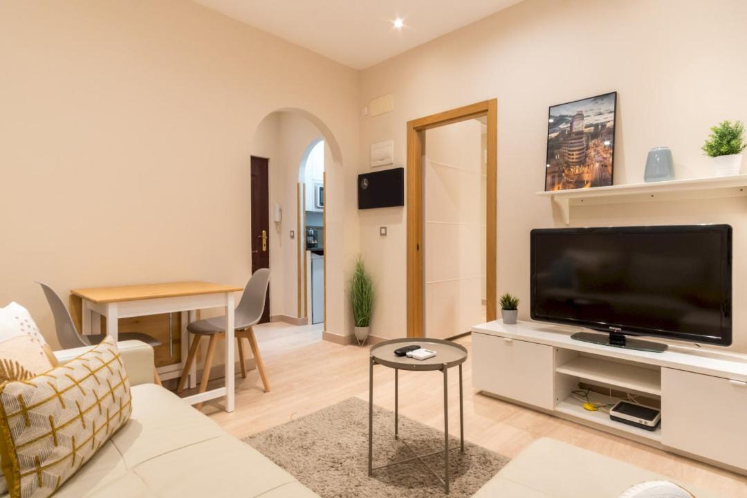 Acogedor Y Moderno - 1Dormitorio 1Bano - Imperial Madrid Esterno foto